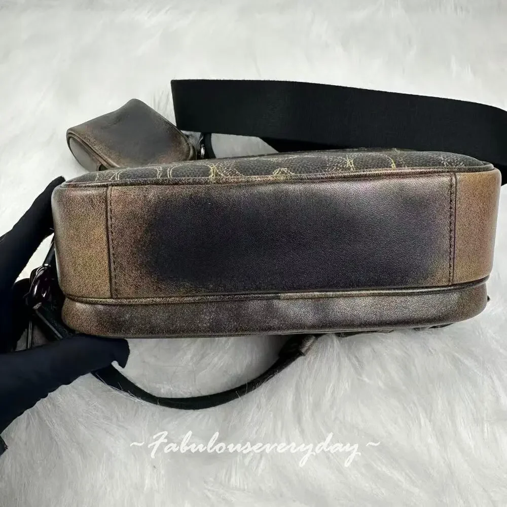Coach Men's Finlay Crossbody Bag In Loved Signature Canvas Brown CEA89 NWT